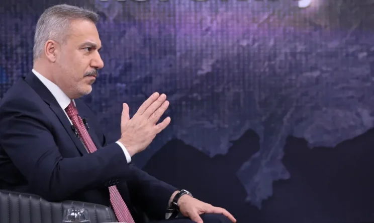 hakan-fidan-bolge-ulkelerini-uyardi-adim-adim-oyuna-cekiliyor-3290859_20260327231314