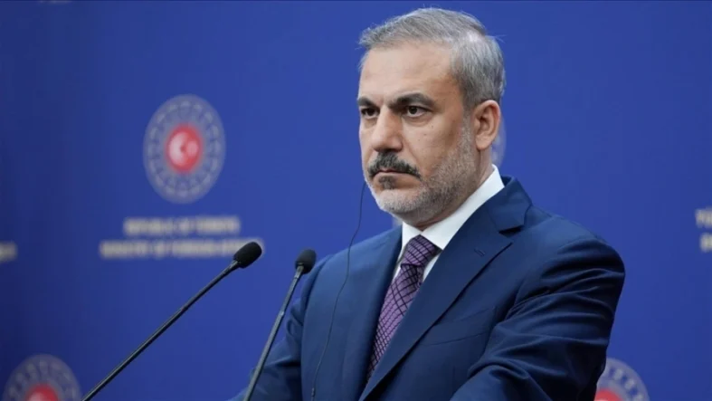 6915b67e12c38950X535-40_thumbd