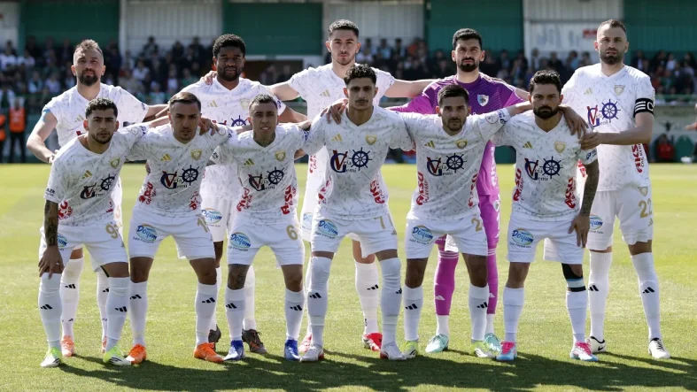 erzurumspor-fk-super-lige-yukseldi-mavi-beyazlilar-5-yilin-ardindan-super-lige-dondu-3295400