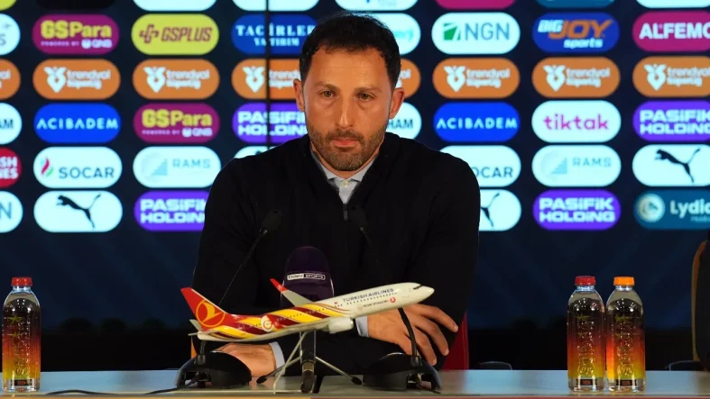fenerbahcede-tedesco-donemi-sona-erdi-sari-lacivertliler-italyan-teknik-direktor-ile-3296949