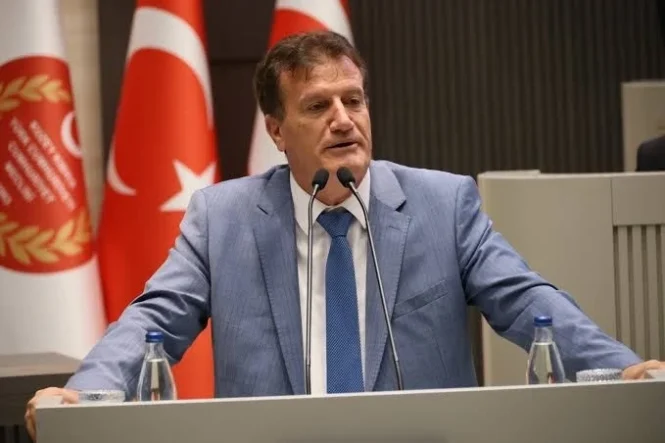 kktc-ulastirma-bakani-erhan-arikli-dan-dikkat-ceken-paylasim-kuresel-haydutluk-ve-kibris-dersleri-79630