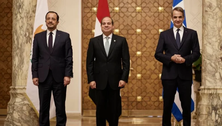 Hristodulidis, Mitsotakis ve Sisi
