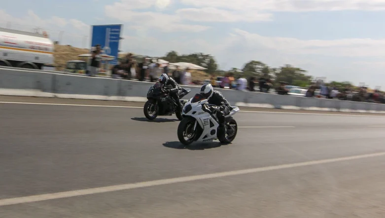 v2motodrag_1652770963