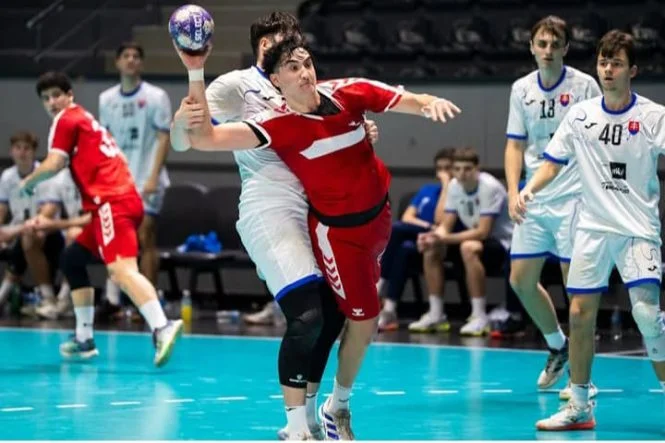 1774278000624atahan (2)