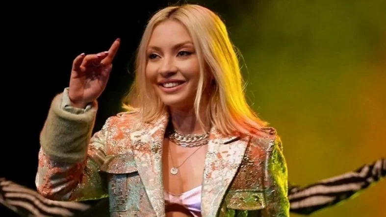 t25_kotu-haber-geldi-ece-seck-536