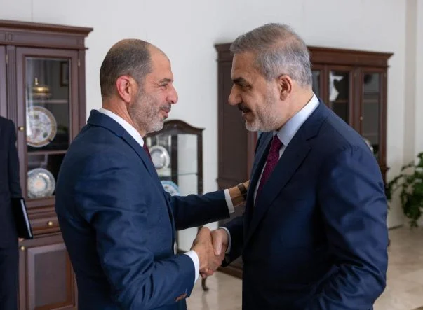 1775978411419OZERSAY