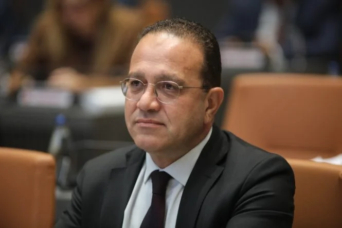 6e055191-bf3e-4a6f-afda-531664fc7e02