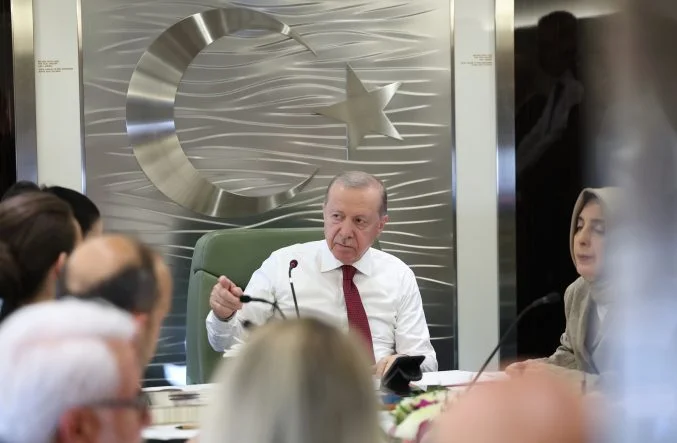 Cumhurbaşkanı Erdoğan, Kazakistan ziyareti dönüşü uçakta gazetecilerin sorularını yanıtladı