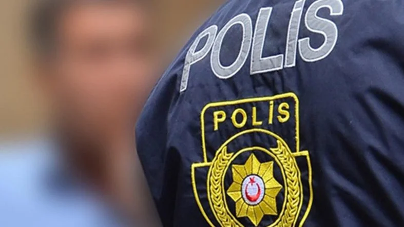1780134444198POLİS ARKADAN ÇEKİLEN