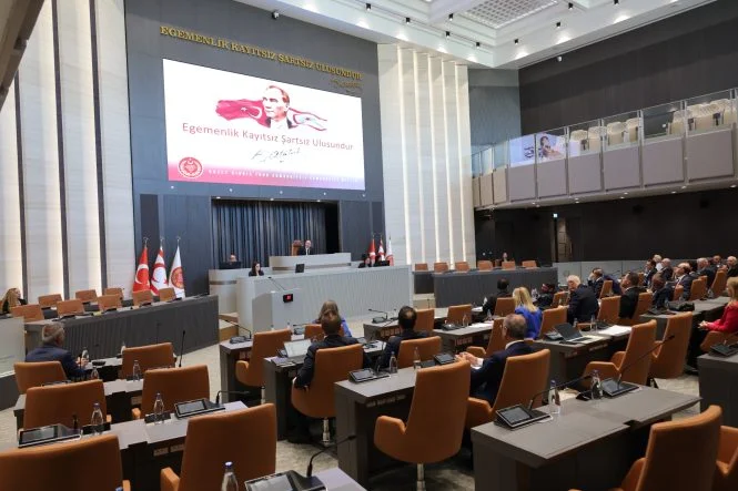 17821518881851782123012542Yeni Meclis Genel Kurulu (6)