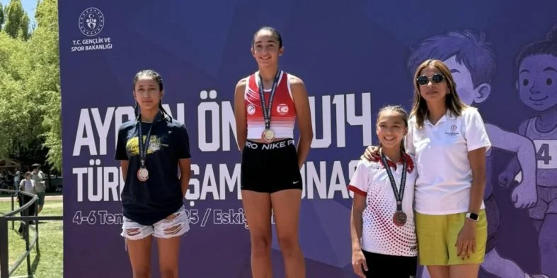 AZRA-FOTO-1140x570
