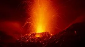 1783407458832ETNA YANARDAĞI