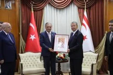 1784472697712Başbakan Azerbaycan heyetleri