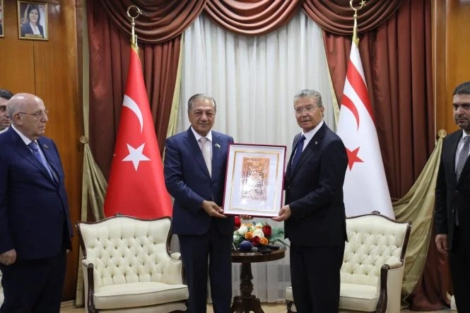 1784472697712Başbakan Azerbaycan heyetleri