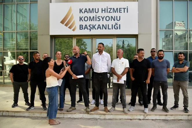 1784881740488ELSEN Kamu Hizmeti Komisyonu onunde basın acıklaması yaptı-1-so