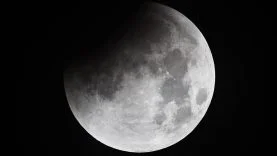 moon-2096998