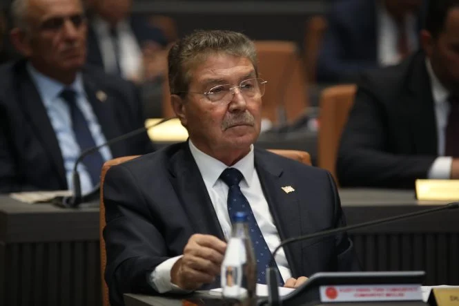 ünal üstel