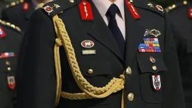 general-aa-1553461