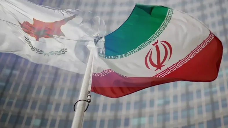 iran güney kıbrıs bayrak