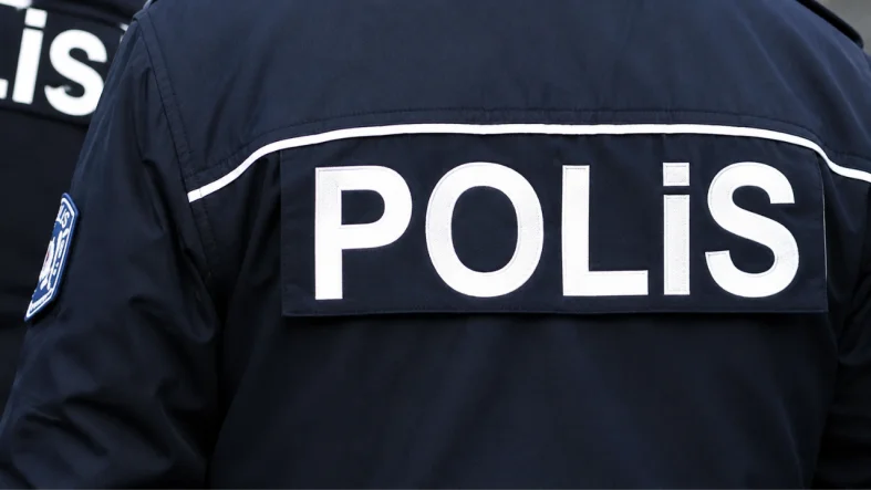 polis 242