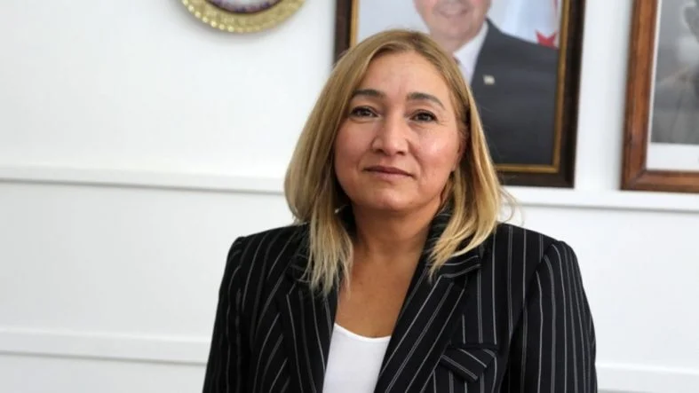 yasemi öztürk