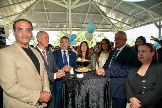 1790608938556Mehmet ve Nazife Tasker Otizm Merkezi açıldı-2-so