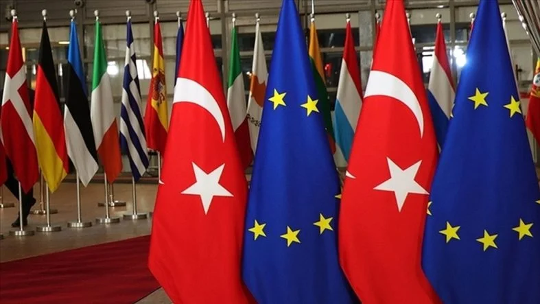 ab-komisyonu-2024-turkiye-raporu-vize-serbestisi-yol-haritasi-kapsaminda-one-cikan-hicbir-kriter-yerine-getirilmedi-qded