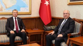 üstel güler